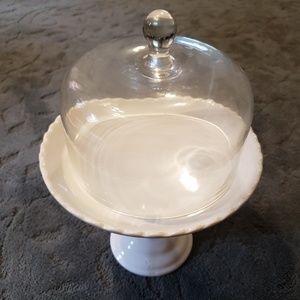Cake stand